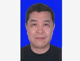 梁亚力